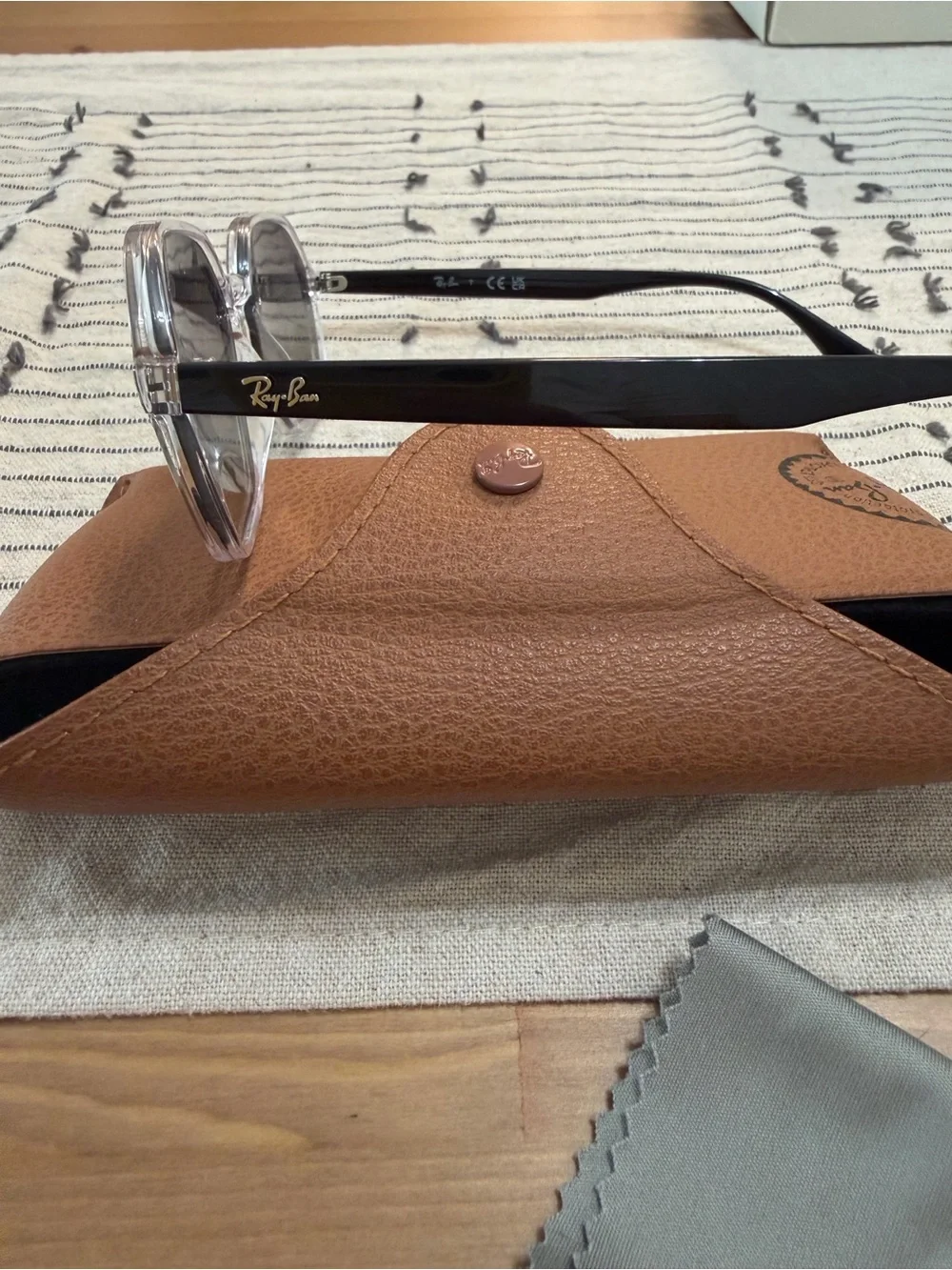 Ray-Ban Unisex Sunglasses, RB4361 52